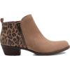 Lucky Brand Women’s Basel Ankle Bootie(Distressed Natural)