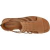 Lucky Brand Women’s Biretta Flat Sandal(Latte/Light Latte)