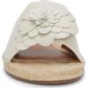 Lucky Brand Women’s Biricha Flat Sandal(Tusk Leather)