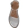 Lucky Brand Women’s Kimaya Flat Sandal(Silver)