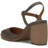 Lucky Brand Women’s Xarissa Block Heel Pump(Carafe)