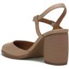 Lucky Brand Women’s Xarissa Block Heel Pump(Dusty Sand)