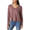 Lucky Brand Women’s Long Sleeve V Neck Tee(Fudge)