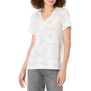 Lucky Brand Women’s Classic V-Neck Tee(Grey Camouflage)